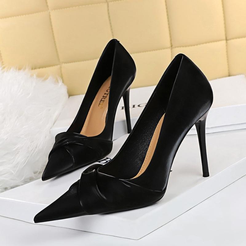 Fashion Elegant Banquet High Heels Slimming Pointed Toe Bowknot Women Vulcanized Shoes