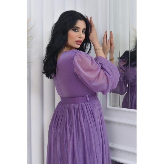 Zweireihiges Abendkleid mit Kragen, Gürtel und Ballonärmeln aus glitzerndem Tüll TE Settür Abendkleid