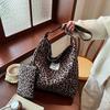 Tasche mit großem Fassungsvermögen Damen Neue Schultertasche Mode Pendler Umhängetasche