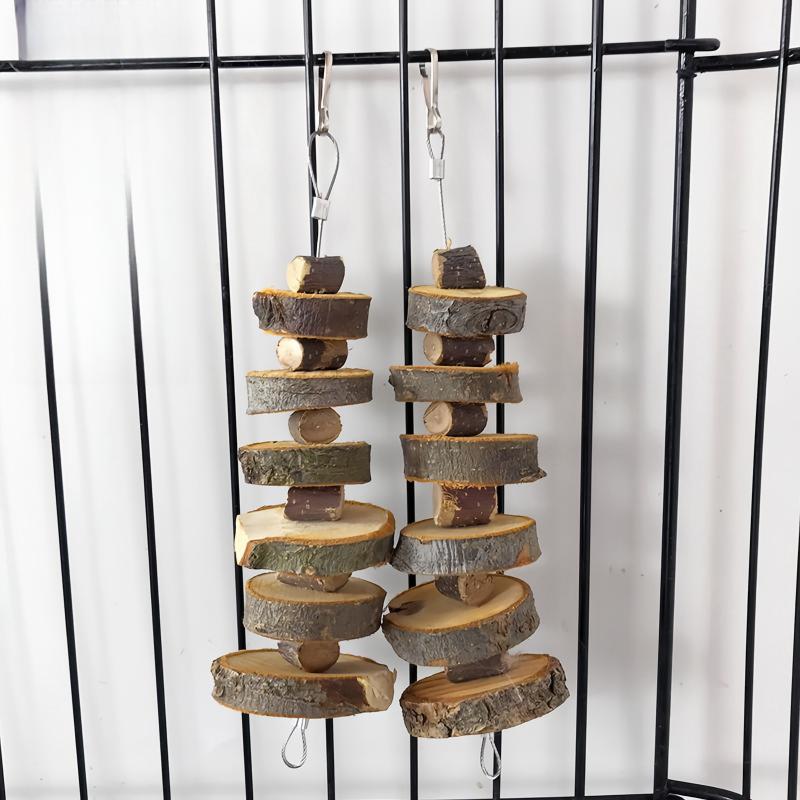 Nytt perfekt leketøy for små dyr - Fargerik, slitesterk og livlig tyggleke i tre som gir uendelig underholdning og lang holdbarhet