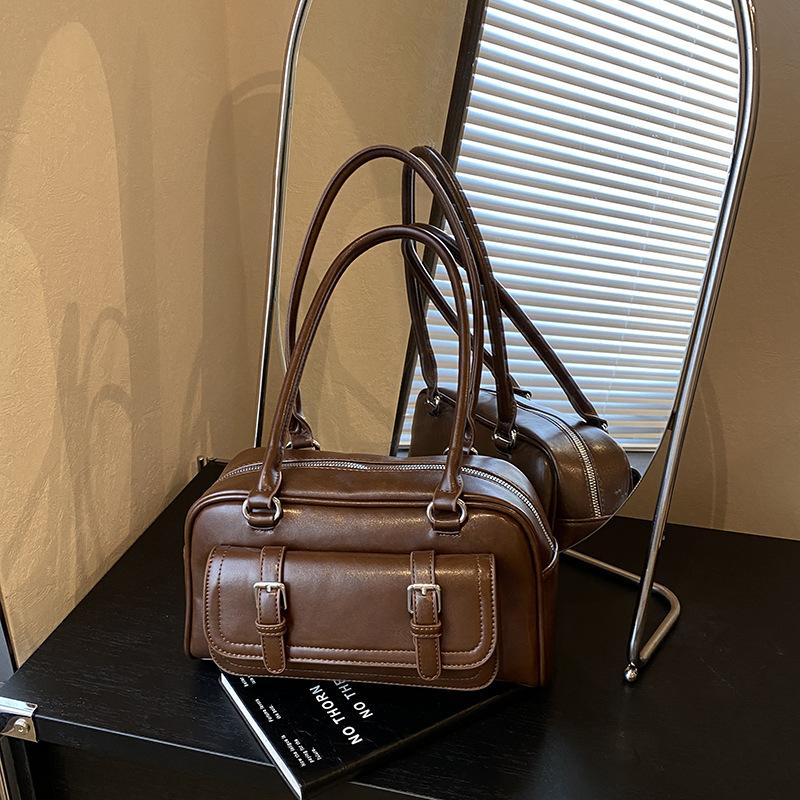 Retro Bag Women's Large Capacity 2025 New Autumn and Winter Casual Shoulder Messenger Bag Popular Commuter Pillow Bag This Year