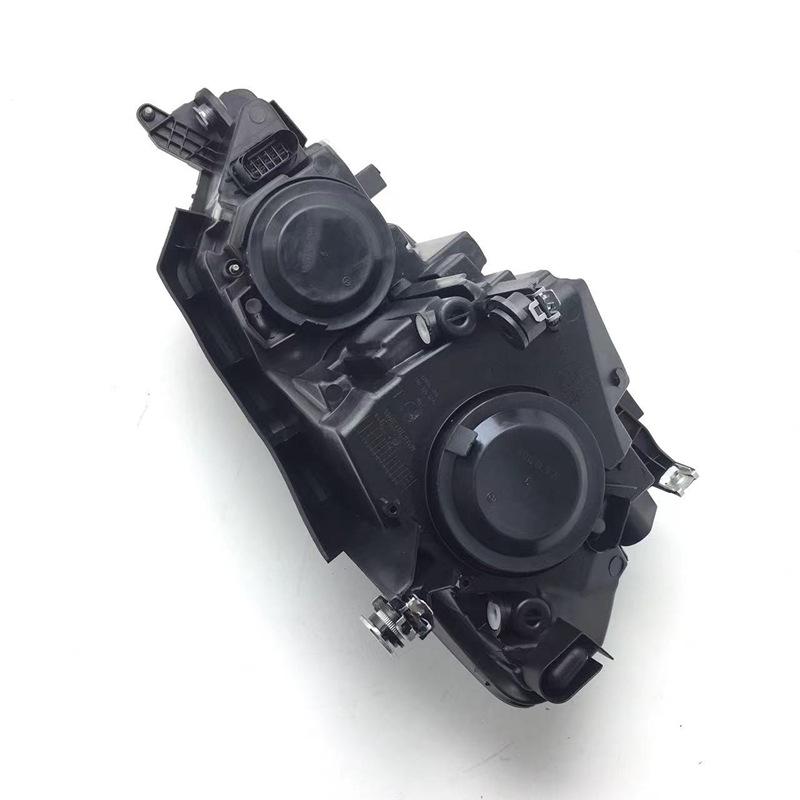 Volkswagen Lamando 13-15 Low Config Halogen Headlight Assembly