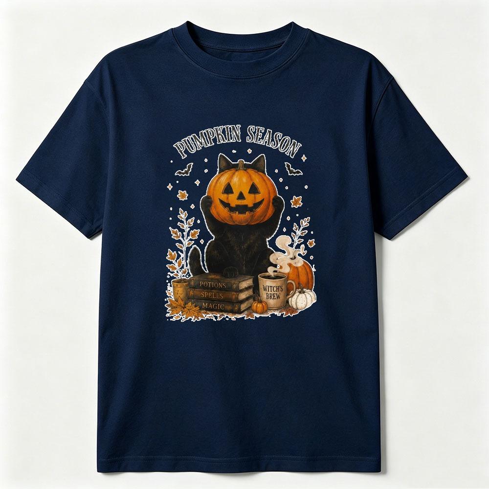 Halloween Black Cat Graphic Shirt Spooky Pumpkin Cat Tee Cute Halloween Cotton T-Shirt Fall Graphic Shirt Funny Halloween Gift