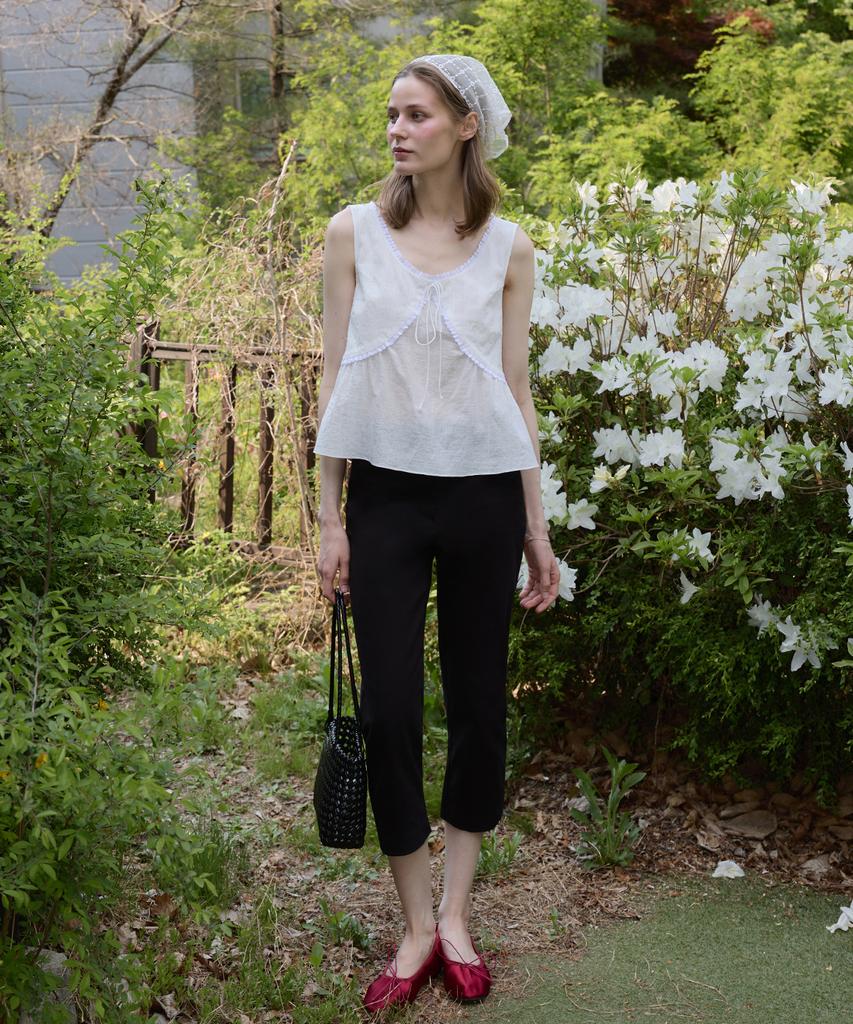 LOVLOV Slim Capri Pants_Black