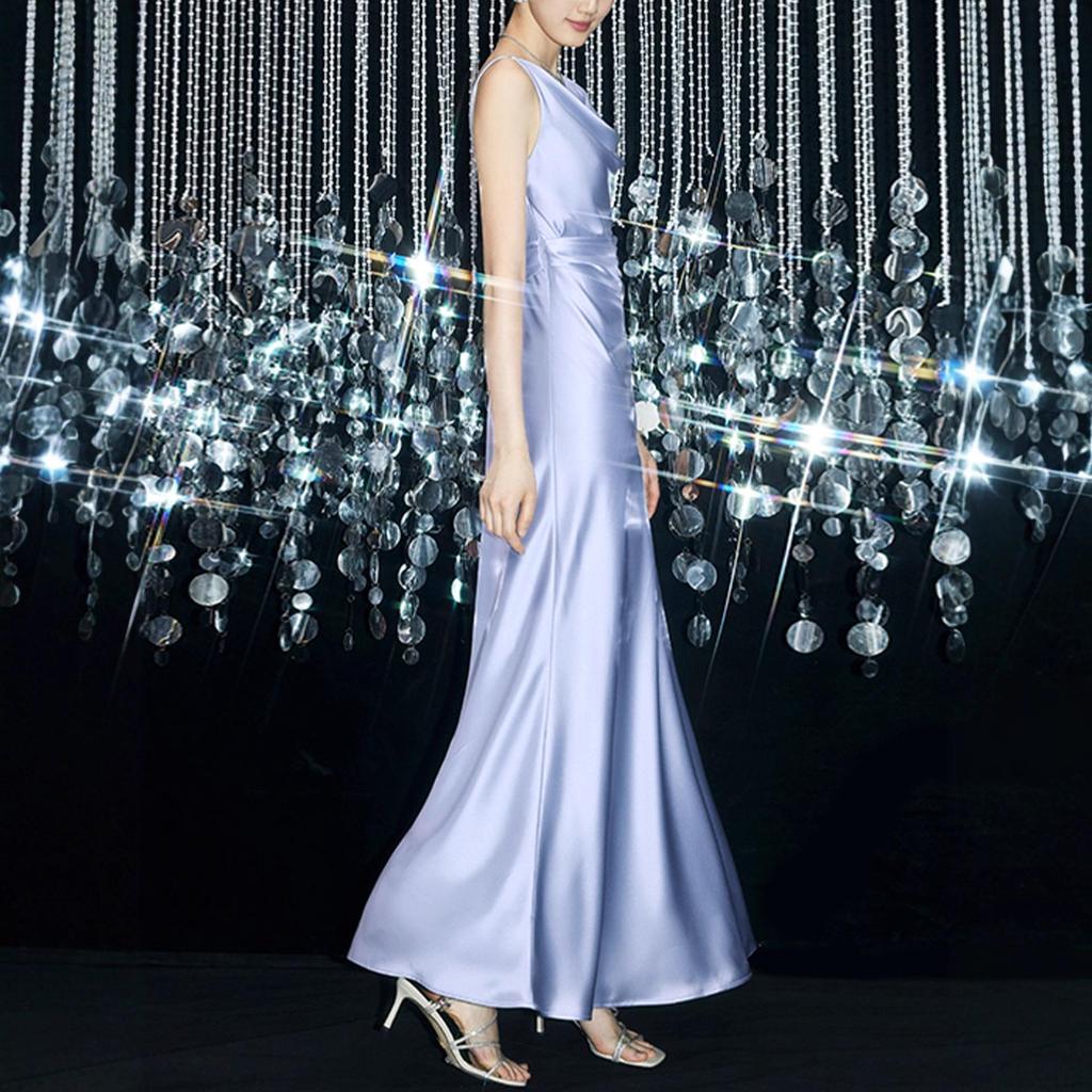 High-End Acetate Glossy Swing Collar Dress: Summer Socialite Style with Pleated Waist-Cinching and Luxe Texture.