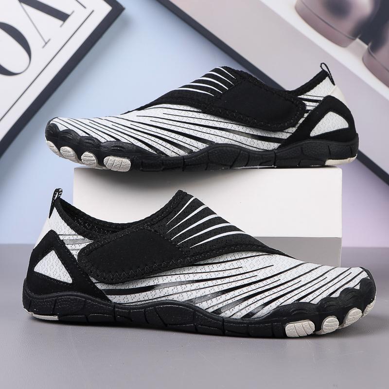 

Men Women Water Barefoot Shoes Beach Shoes Quick Dry Upstream Sports Sandals Lightweight Comprehensive Training Shoes 36-47 47 черный белый