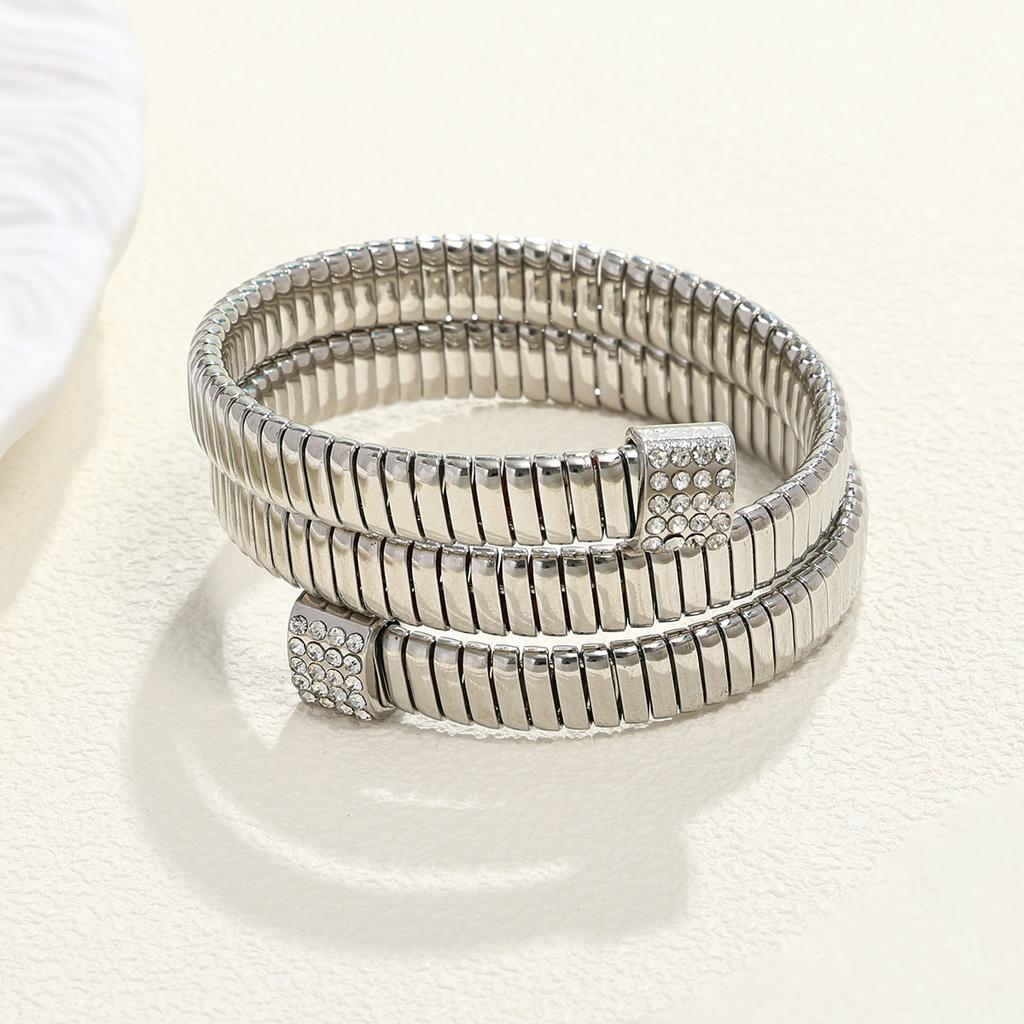 Diamond-encrusted multi-layer bracelet, high-end trendy cool personality exaggerated bracelet, bracelet jewelry