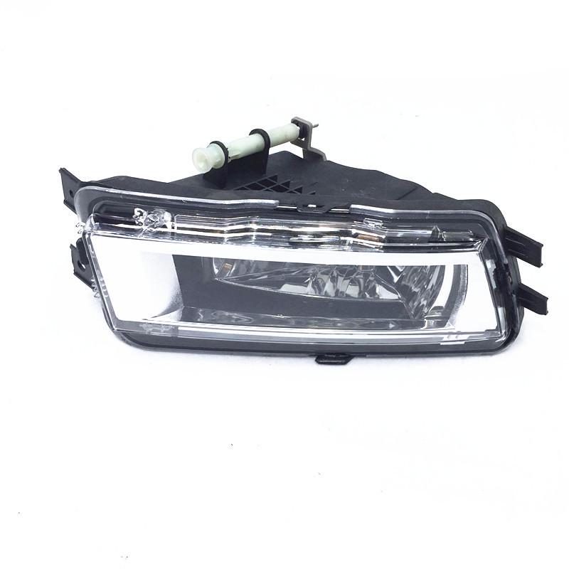 Compatible Front Fog Light Assembly for New Passat (Models 11-15)