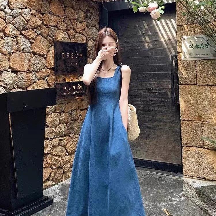 Summer blue fog love French denim dress women's summer niche design sense waist temperament suspender dress