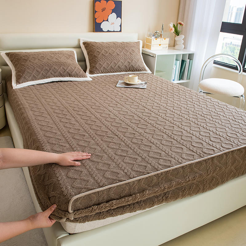 

3 шт./компл. теплая молочная бархатная кровать из трех частей с цветочным бархатом, защитная крышка для поверхности, простыня, пылезащитный чехол 90*200 кофейный