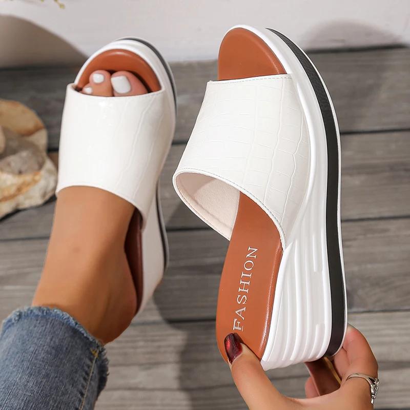 Fashion White PU Leather Wedge Heel Slippers Women Plus Size Fashion Peep Toe Platform Sandals Woman 2025 Summer Thick Sole Beach Slides