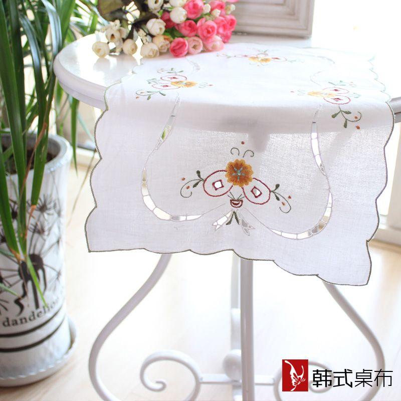 

Pastoral Embroider Cut Out Fabric White Coffee Table Tablecloths Table Runners Placemat Table Mat Cup Mat Cover Towel Tablecloth Western Food White Small circle: diameter 22cm