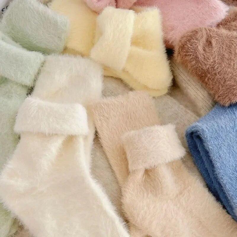Super Soft Socks Mink Fleece for Women Ins Solid Winter Warm Thicken Coral Plush Socks Thermal Snow Home Sleep Floor Kawaii Sock