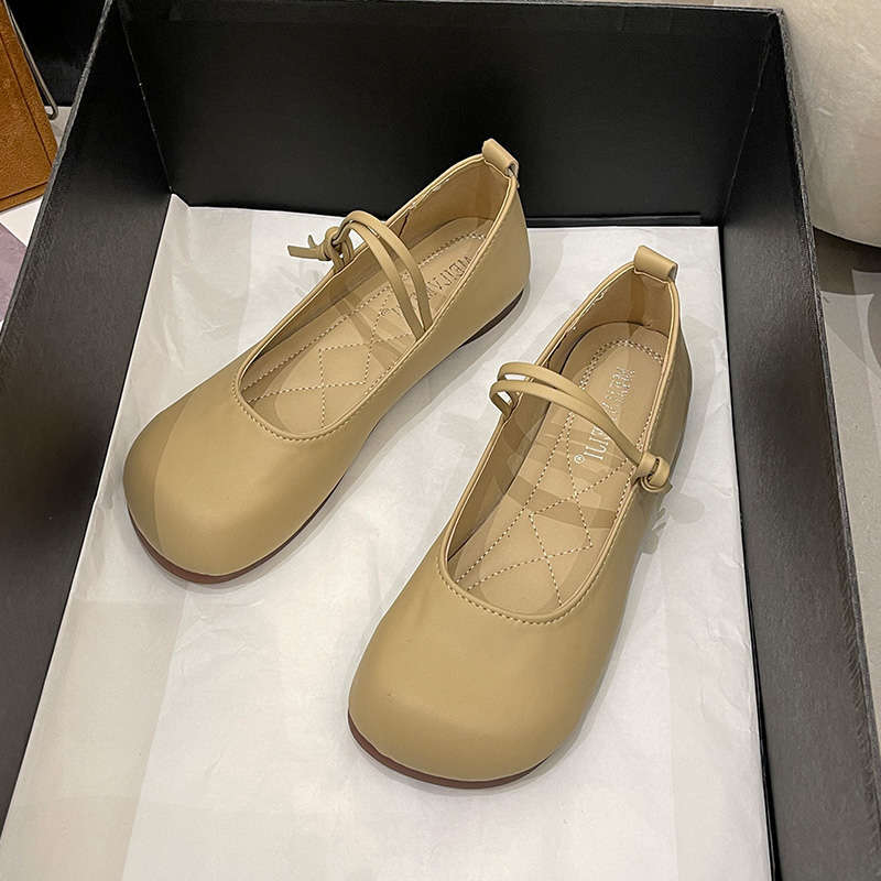 Fairy shoes gentle single shoes female flat bottom new autumn with skirt evening wind French Mary Jane grandma shoes