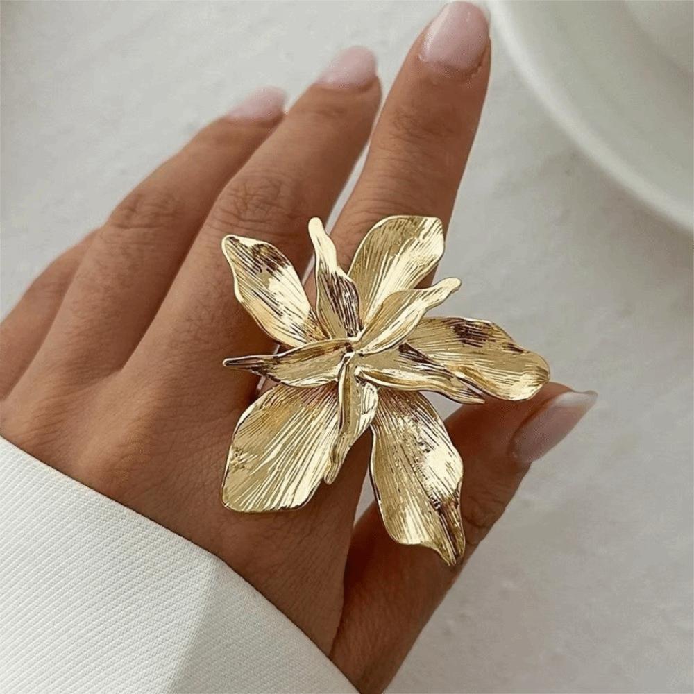 Verstellbarer Metall-Blumenring Zink Zinklegierung Unregelmäßiger Geometrischer Blütenblattring Gold Großer Floraler Ring Party