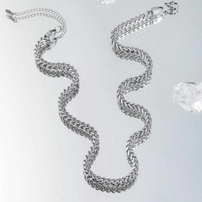 Titanium Steel Chopin Cuban Chain Men's Necklace - High-End Trendy Collarbone Accessory