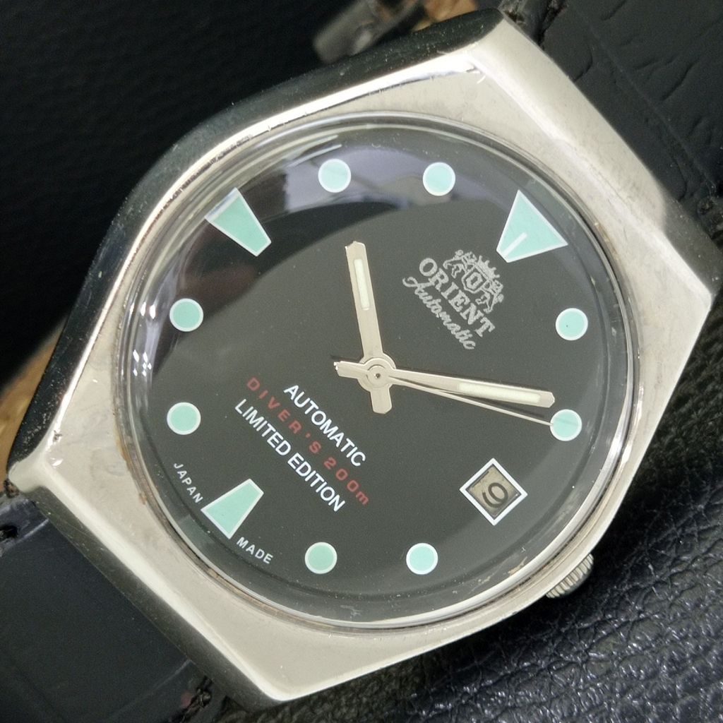 Orient AUTOMATIC 46941 JAPAN MENS VINTAGE BLACK COLOR DIAL WATCH A701830-5 R207-a701830