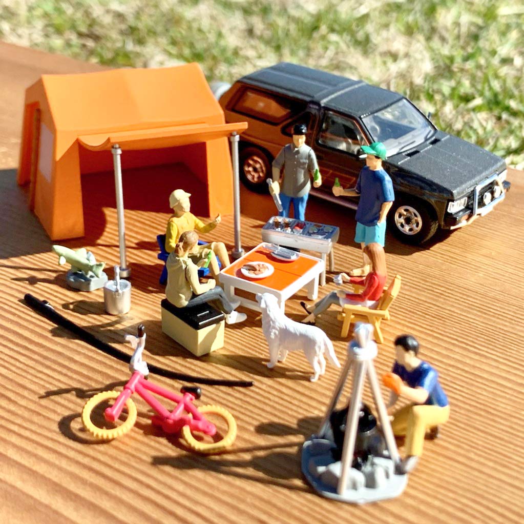 TOMYTEC DioColle 64 164 #CarSnap 06a BBQ ABSPVC Painted and Assembled Doll and Accessory Set