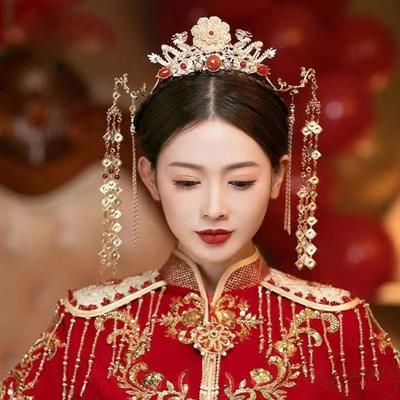 Neuer chinesischer Stil Hanfu Haarkrone Golden Lange Quaste Haarnadel Braut Diadem Hanfu Cosplay