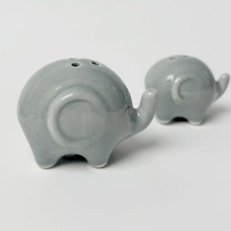 Unique Ceramic Spices Bottle Handcrafted Mini Seasoning Dispenser Ceramic Seasoning Bottle For Cooking Enthusiasts