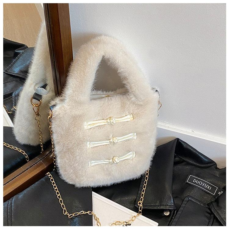 Furry Small Bag Women's 2025 New Fashion Hand Bucket Bag Autumn and Winter Plush Chain Messenger Bag