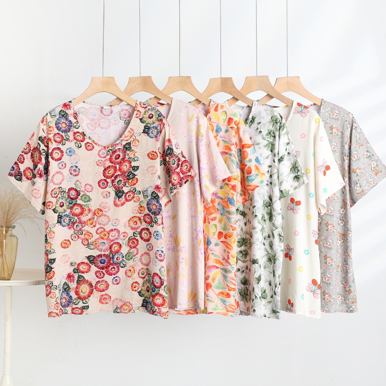 

2025 Summer Cotton and Linen Floral V-neck Short Sleeve Casual T-shirt 4XL