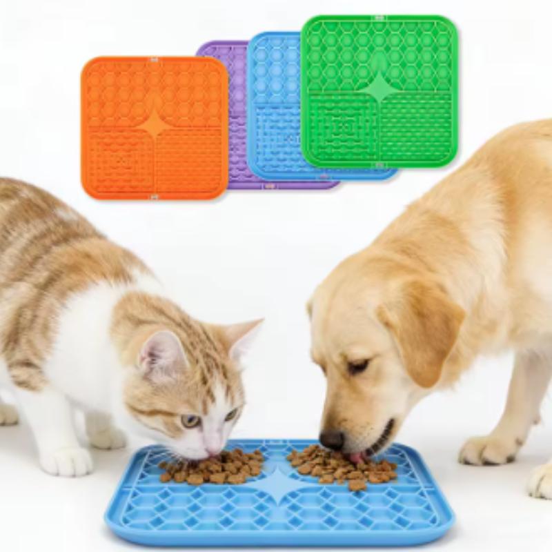 Pet Lick Silicone Mat Slow Feeder Dog Food Plate Bathing Distraction Sucker Training Feeder Supplies for Dogs