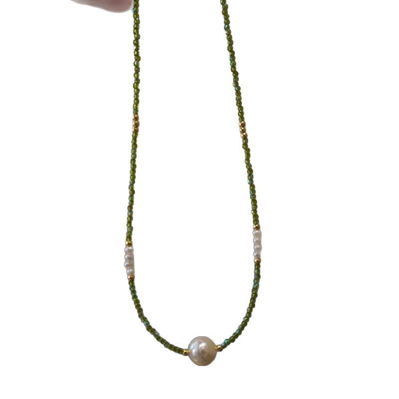 Extremely Fine-cut Green Crystal Necklace, Freshwater Pearl Collar Chain, Elegant and Niche Style Shi Family Pearl Neck Chain