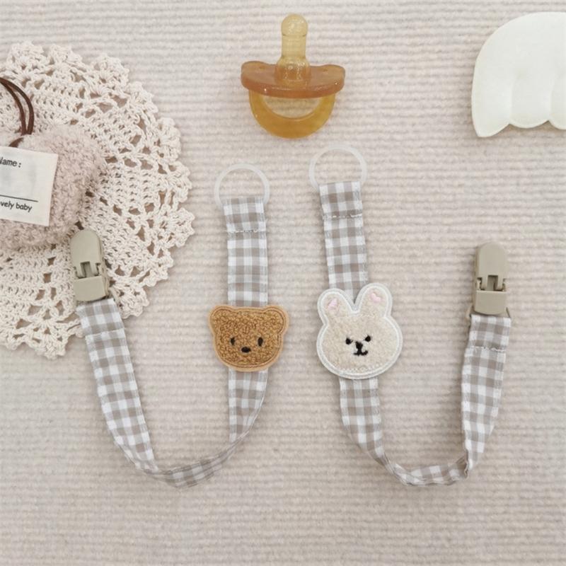 Stylish Newborn Pacifier Holder with Bear Rabbit Decorations Cloth Wood Pacifier Clip Gift for Baby Showers & Birthdays