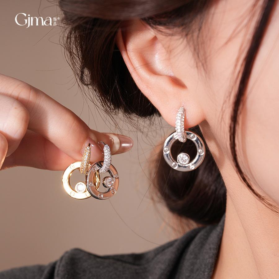 European and American simple metal wind zircon round hollow earrings ear buckles exquisite personalized earrings