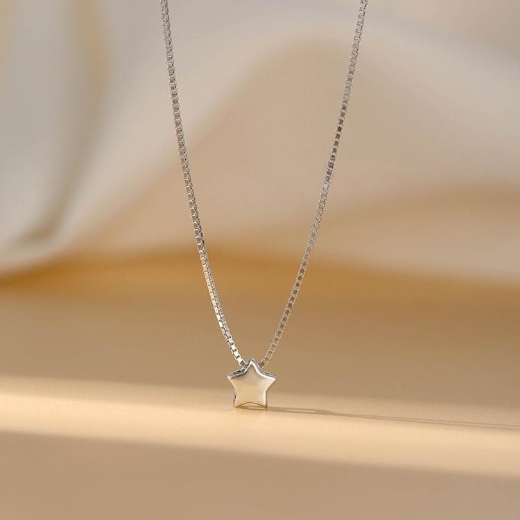 Five Pointed Star Necklace for Women, New Sweet and Cool Design, Collarbone Chain Temperament, Versatile and Exquisite Necklace Accessories Wholesale