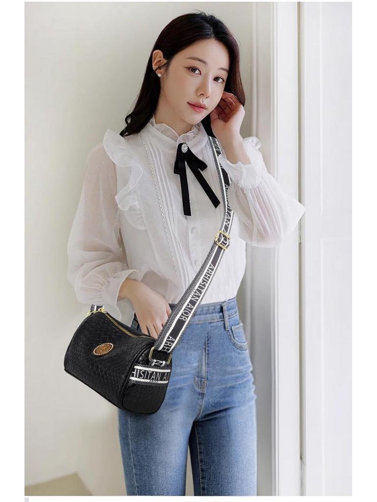 2025 Women's All-Season Soft Leather Cylinder Bag with Stone Pattern, Wide Shoulder Strap & Crossbody Functionality