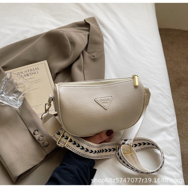 Simple Fashion Shoulder Bag 2025 New Retro Light Luxury Niche High-end Crossbody Bag Wide Shoulder Strap Commuter Bag