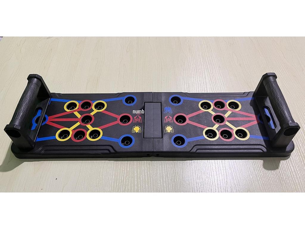 Foldable Push-Up Board: Multifunctional Fitness Device for Men and Women - Targets Chest and Abdominal Muscles