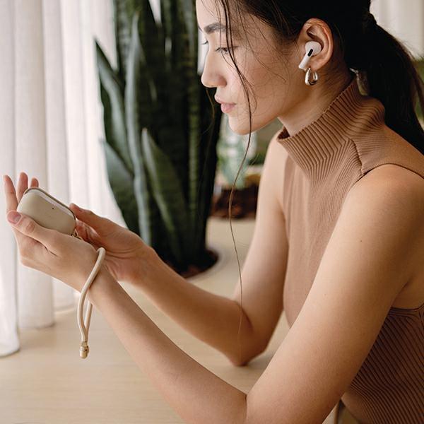 Uniq Etui Coehl Haven Airpods Pro 2(2022/2023) Beżowy/Dusty Nude
