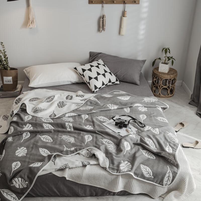 Grace Happy Mickey Cotton Gauze Towel Quilt