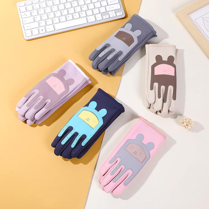 Winter children's velvet thermal gloves Middle children's cartoon windproof waterproof outdoor sports 5-10 years old cycling gloves Y