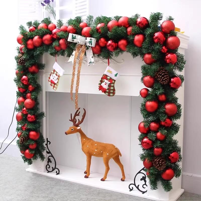 Factory Christmas Wreath Door Hanging Decorative Vine Snowfall for Mall Entrance Stair Handrail Pendant Bell Artificial Flower