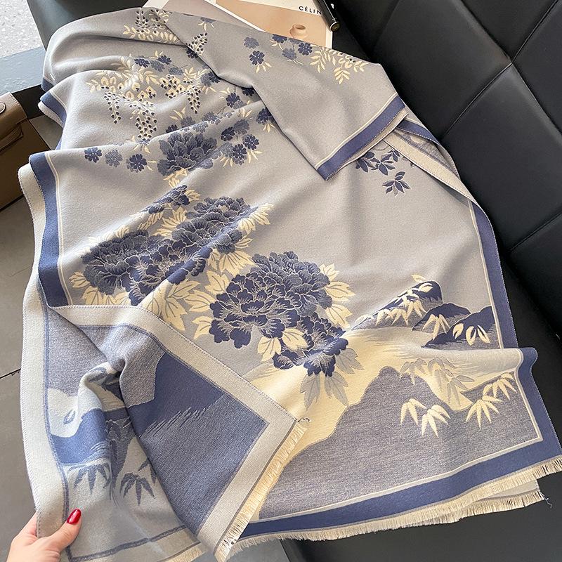 Retro Floral Chinese-Style Imitation Cashmere Shawl for Women - Cozy Winter Office Blanket & Elegant Air-Conditioned Room Scarf for Mothers