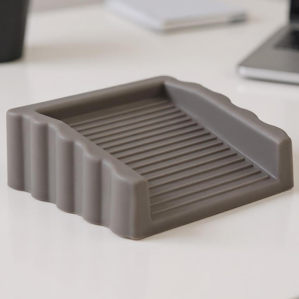 Door Holder Rubber Door Stoppers Wedge Non-Slip 4 Pieces Holder Two-Way Wedge for Room Privacy Living Room Home Safety Hotel