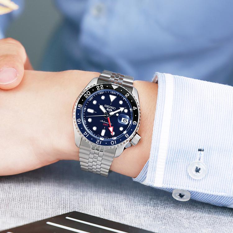 SEIKO 5 NEW SPORT Mechanical Movement Stainless Steel Strap Watch Men's Watches Blue Dial SSK003K1