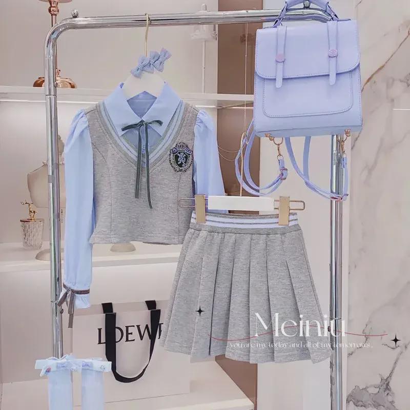 2023 Girls' Stylish Two-Piece: Fake College Style Pleated Skirt Suit for Spring and Autumn