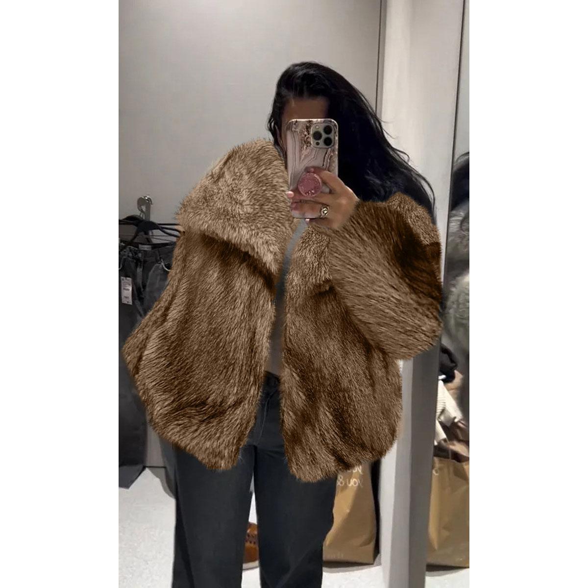 

Зимові Пальта для Жінок Пальто з Пухнатим Штучним Хутром з Великим Коміром Жіноча Плюшева Куртка Вінтажна Вільна Коротка Жіноча Верхній Одяг XXXL