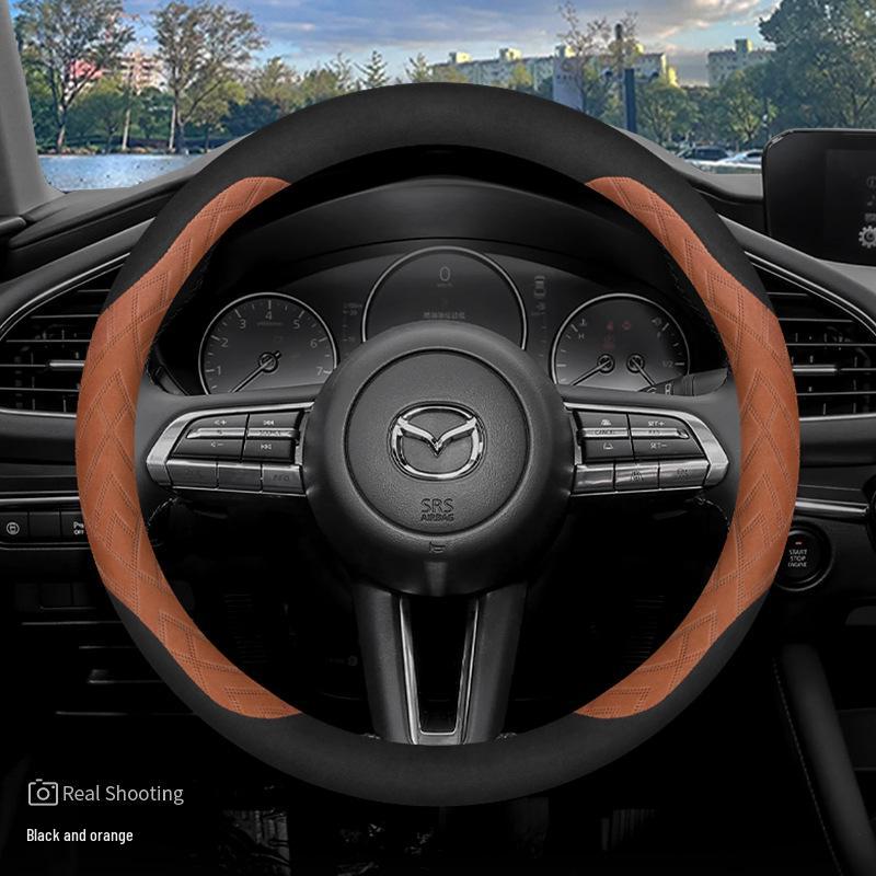 

Mazda 3/6 Axela Steering Wheel Cover - CX50, Ruiyi, CX4, CX5, Atenza, CX30 - Winter Edition.
