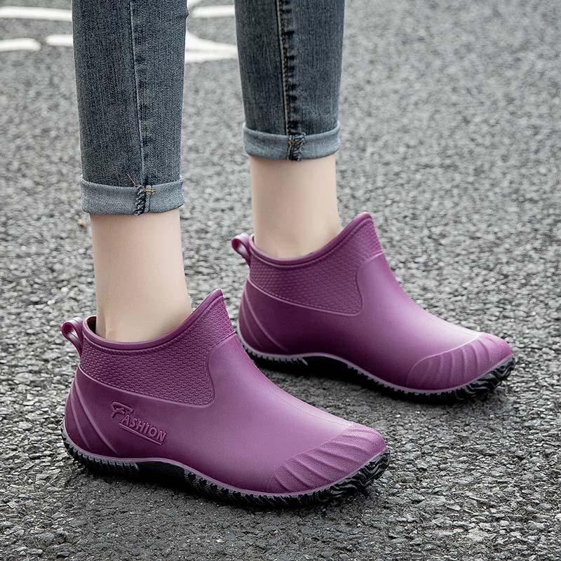 Fashion rain boots lightweight women's rain shoes water shoes women's summer wear adult short tube new thermal rubber shoes non-slip