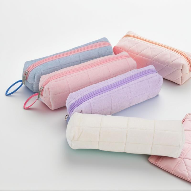 1/2 stk Kreativ Plys Pude Taske Blyantstaske Stor Kapacitet Fluffy Taske Til Piger Skoleartikler Papirvareæske Kosmetiktaske