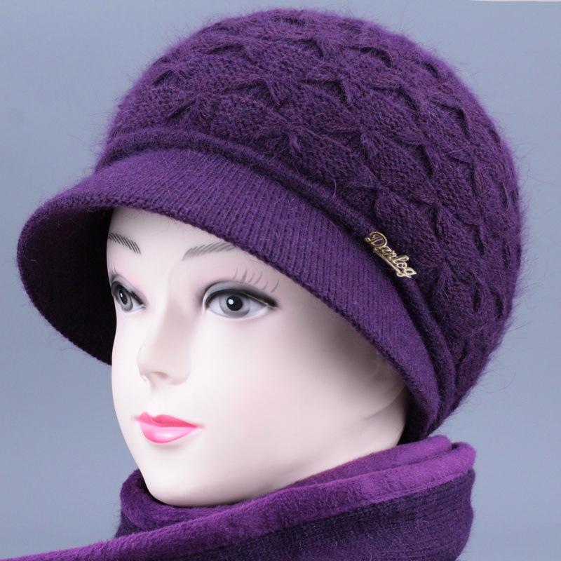 Hats Women's Fashion Versatile Mom Hat Wool Hat Ear Protection Hat Winter Plush Warm Peaked Cap Knitted Hat