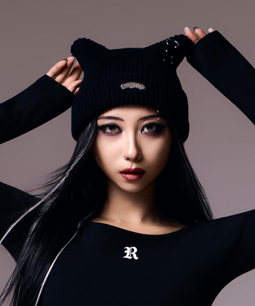 Lepibeu Devil Piercing Beanie