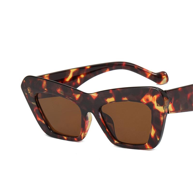 Oversized Cat Eye Sun Glasses Glasses Ladies Ins Popular Trendy Candy Color Eyewear Men Rectangular Classic Sun Eyeglasses Shades UV400