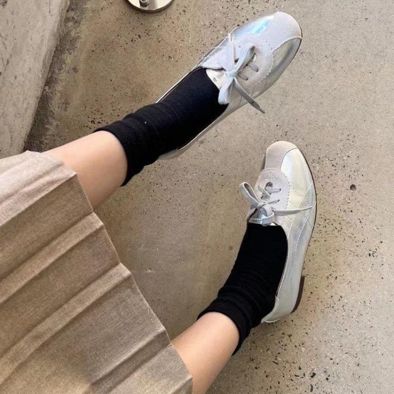 Fashion Spring New Flat Shoes Women's Fashion Round Head Deep Mouth Front Lacing Stitching Suede Soft Sole Non-slip Shoes